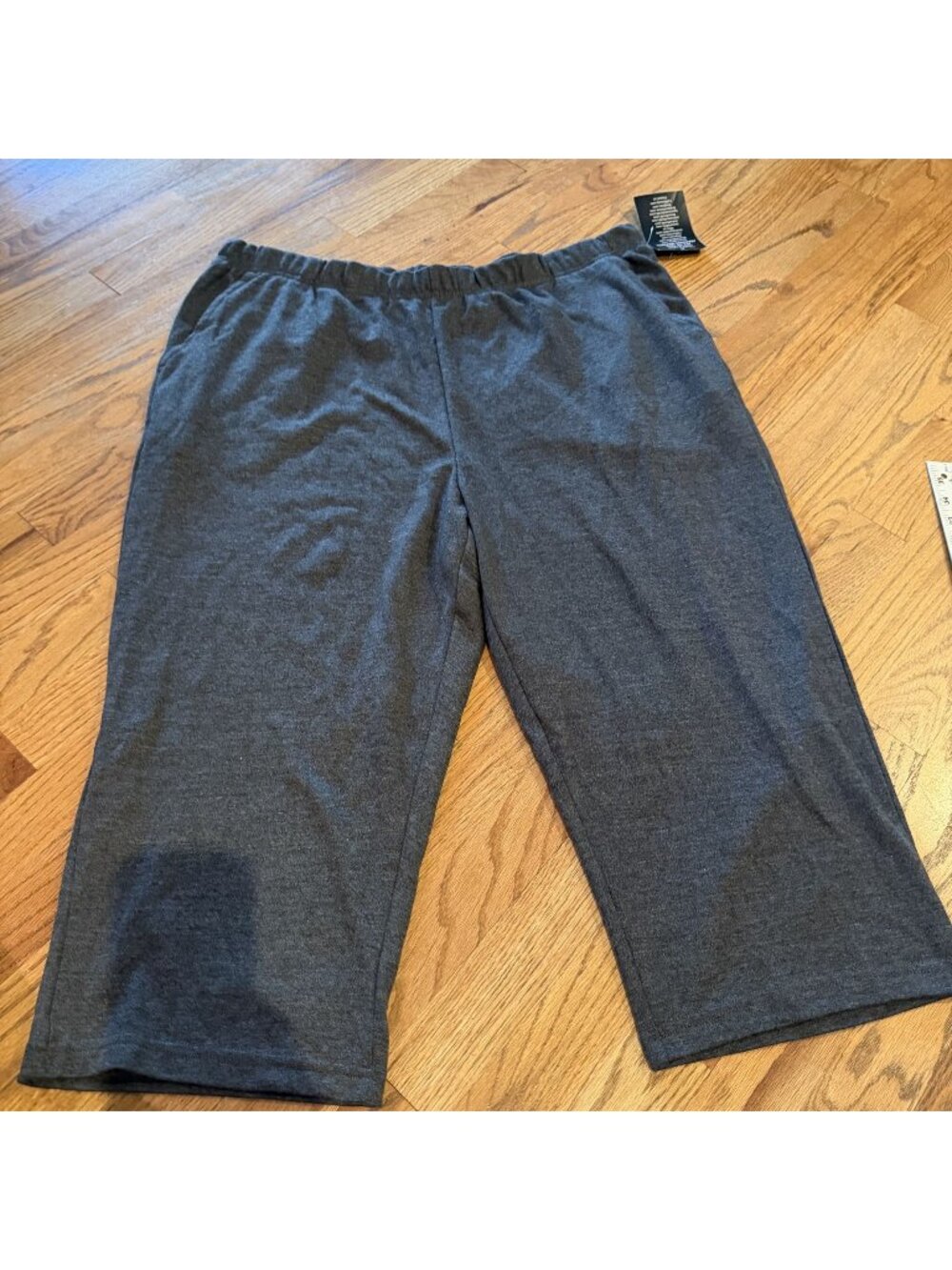 WOMAN WITHIN WOMENS CROPPED GRAY PULL ON PANTS 22/24 1X NEW